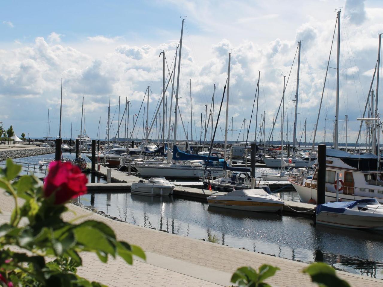 Modern Apartment In Ostseebad Boltenhagen With Terrace Экстерьер фото